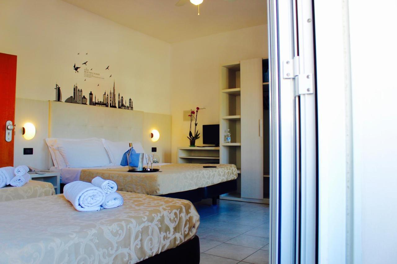 Hotel Marina Riccione Exterior foto